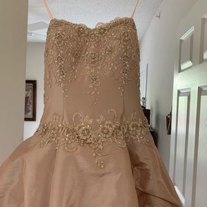Brand new wedding dress